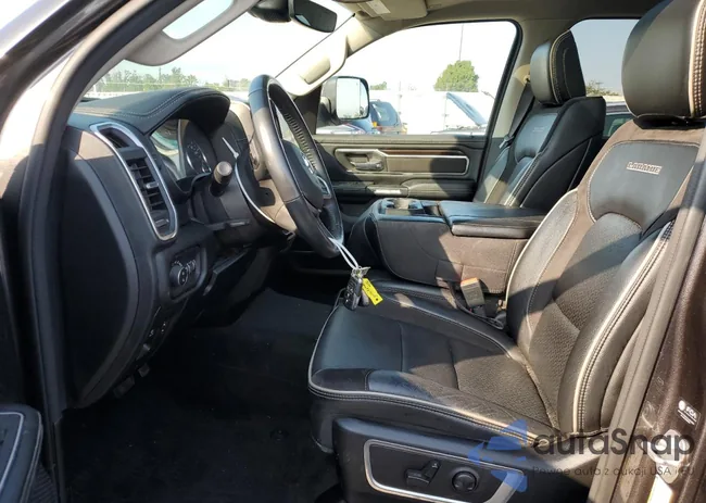 1C6SRFJM9NN387345: 64811354