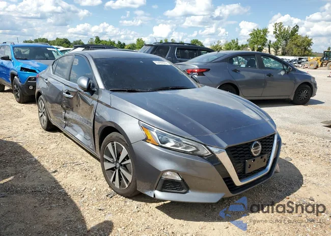 1N4BL4DV7MN345537: 63426024