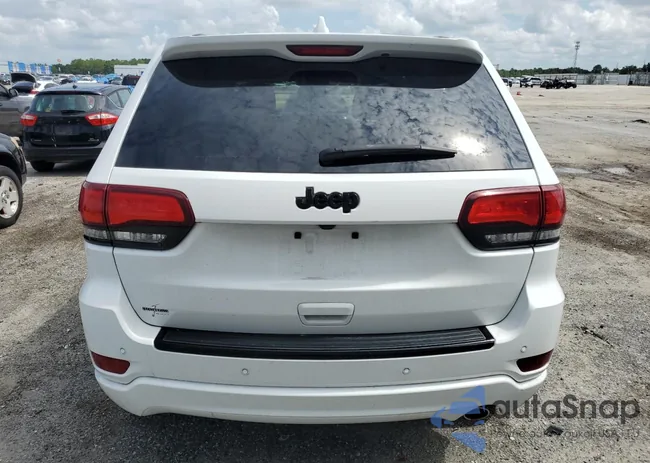 1C4RJEAG1JC306461: 61711274