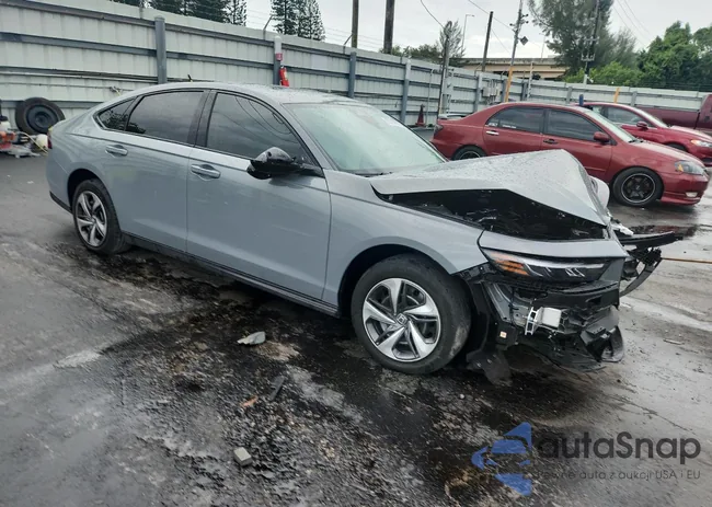 1HGCY1F4XSA013388: 65756865