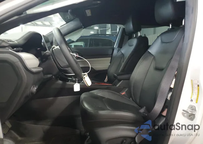 3C4NJDCN5ST555033: 64779445