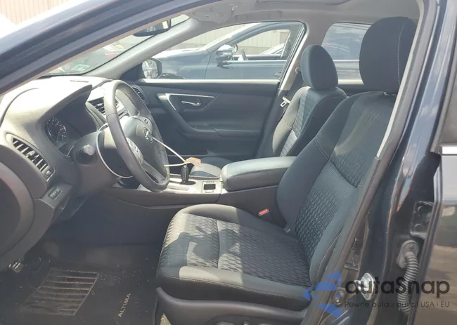 1N4AL3AP1HC258424: 66669235