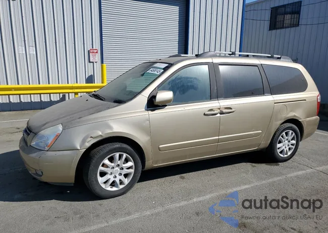 KNDMB233366062155: 64695145