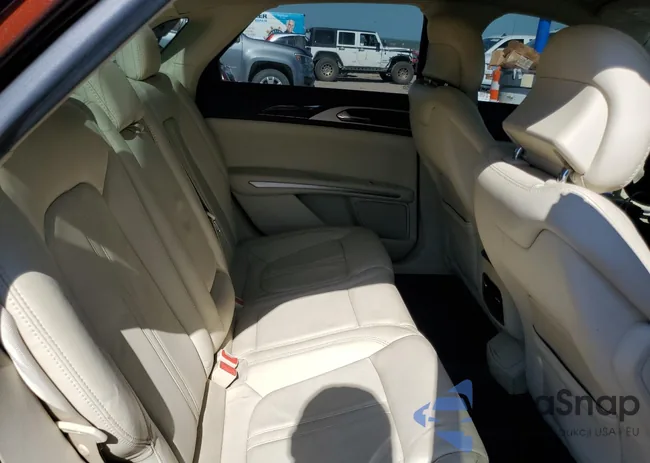 3LN6L2JK6FR607599: 64082995