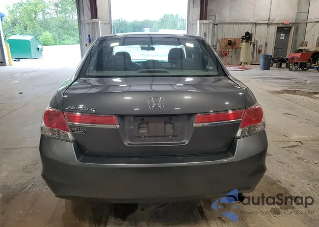 1HGCP2F36BA008902: 66266375