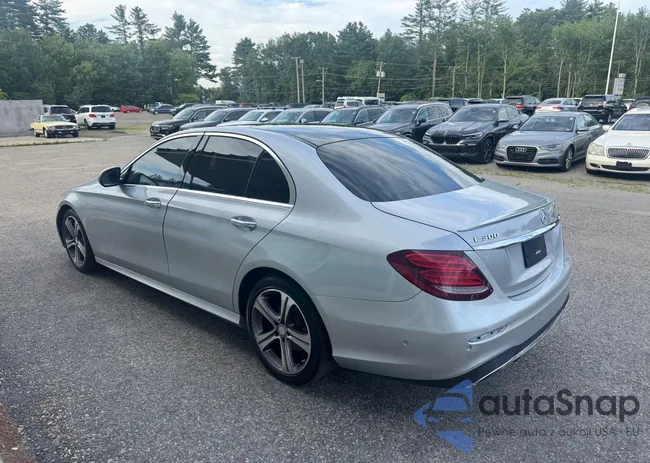 WDDZF4JB3HA096747: 63851325