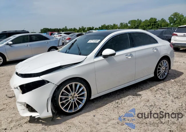 W1K3G4FB9NJ366958: 67113495