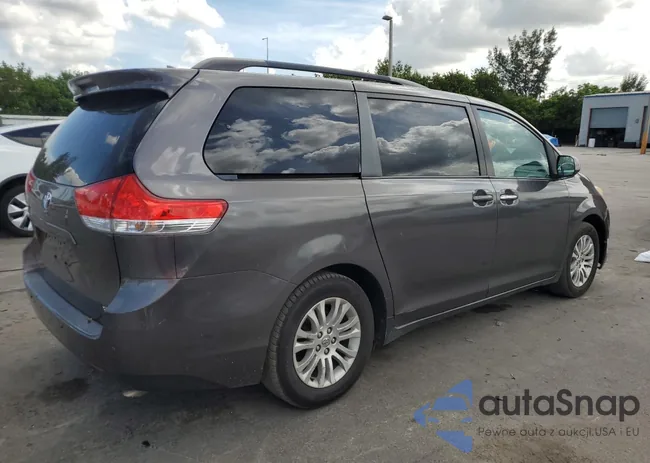 5TDYK3DC7DS389872: 66072995