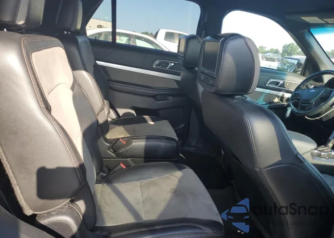 1FM5K8D89HGD41300: 65333835