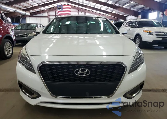 KMHE24L11GA028773: 65207385