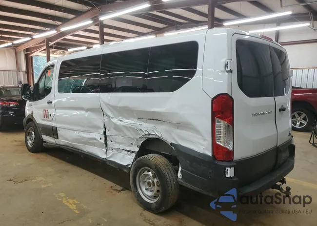 1FBAX2Y88RKB75687: 65949345