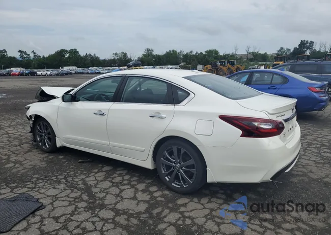 1N4AL3AP0JC239143: 63407005