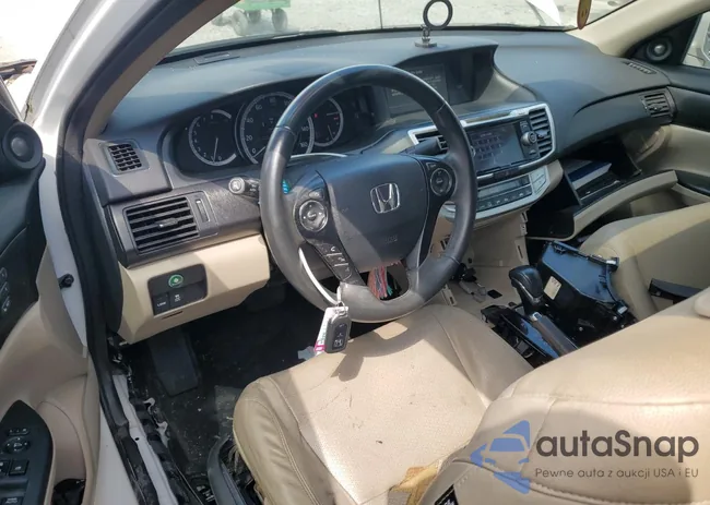 1HGCR2F84FA129911: 66186845