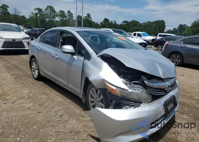 2HGFB2F93CH523830: 63476405