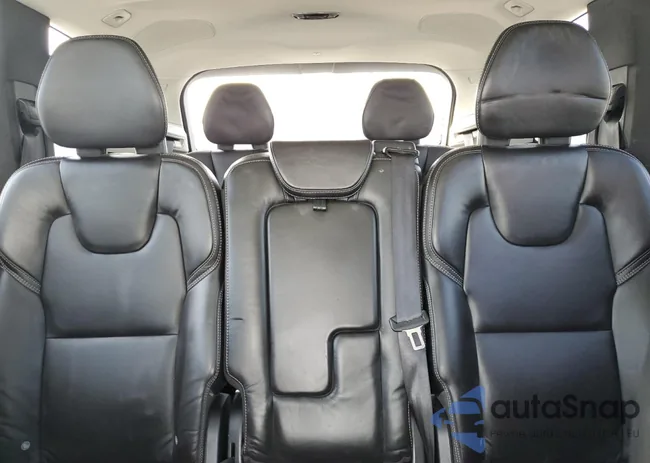 YV4A22PK8G1045772: 65073295