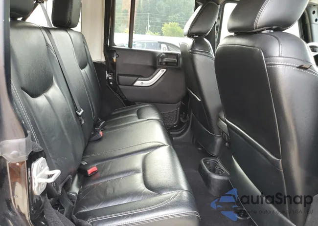 1C4HJWEG5EL137577: 63483615