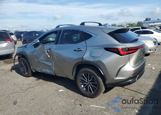 2T2GKCEZ5RC030692: 64265415