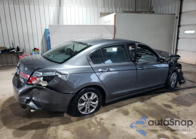 1HGCP2F6XCA106018: 63881175