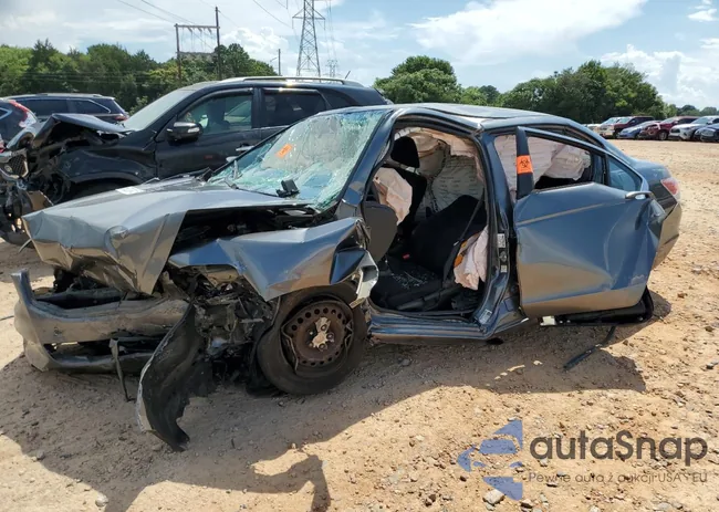 1HGCP2F35BA090217: 65388415