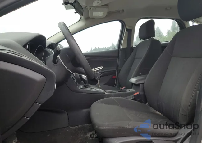 1FADP3F28FL202640: 65762015