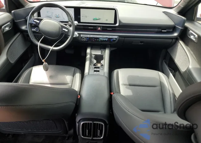 KMHM34AC8PA053585: 63502745