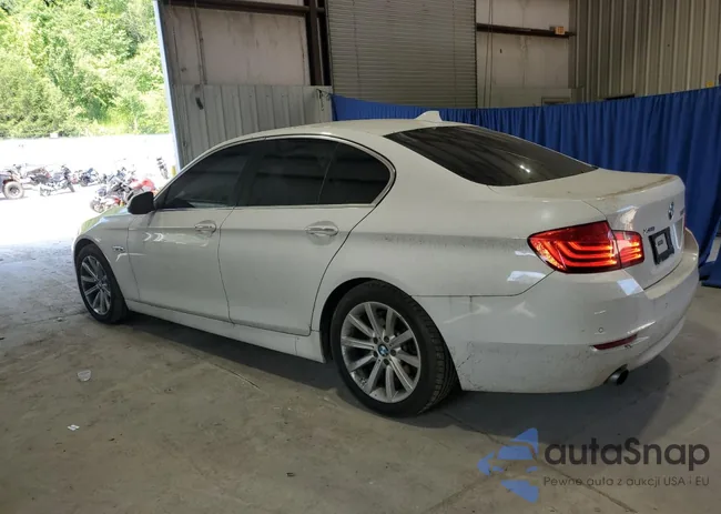 WBA5B3C52FD540151: 63330375