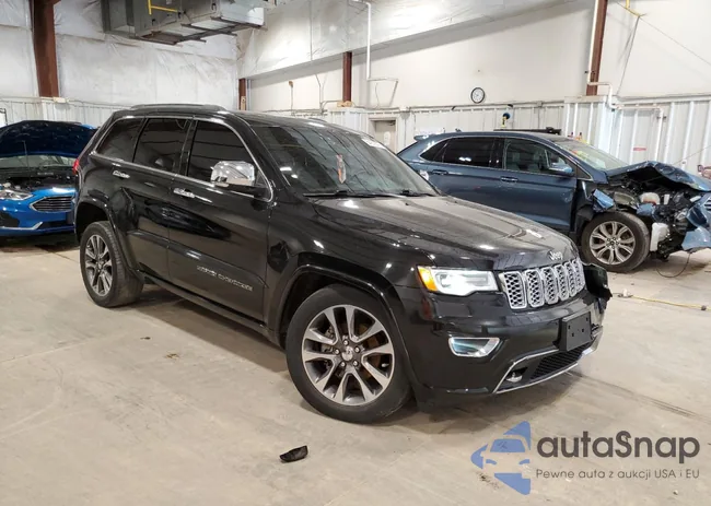 1C4RJECG0JC428581: 64009575