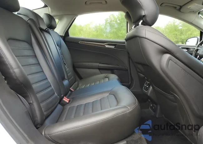 3FA6P0PUXFR145883: 65525515