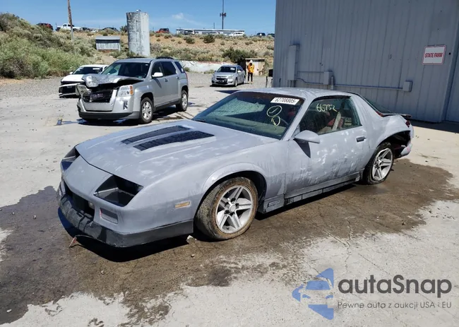 1G1FP87F4GL175870: 62708805