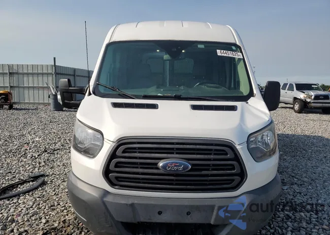 1FTYR2CM4JKA21961: 64451625