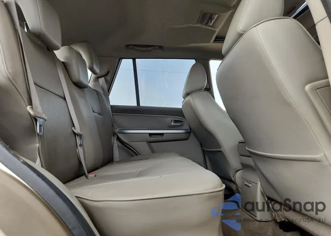 JS3TD947564104158: 64940835