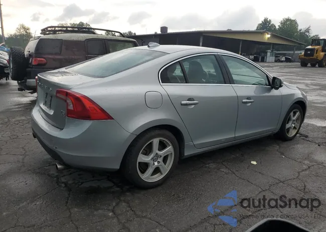 YV1612FH8D2204579: 66897865