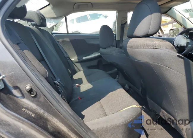 2T1BU4EE4BC675352: 66746215