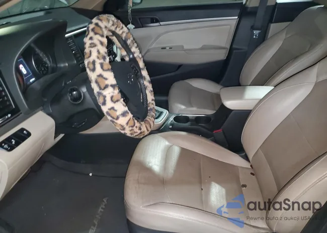 5NPD84LF0HH088418: 64147605