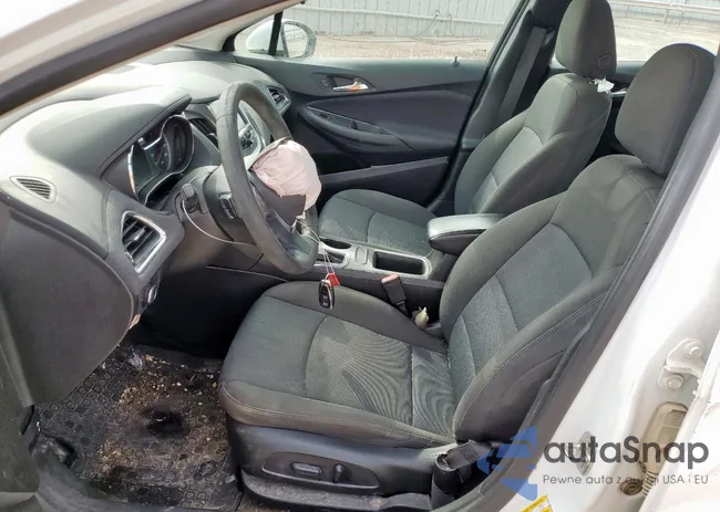 3G1BE6SMXJS597075: 64840925