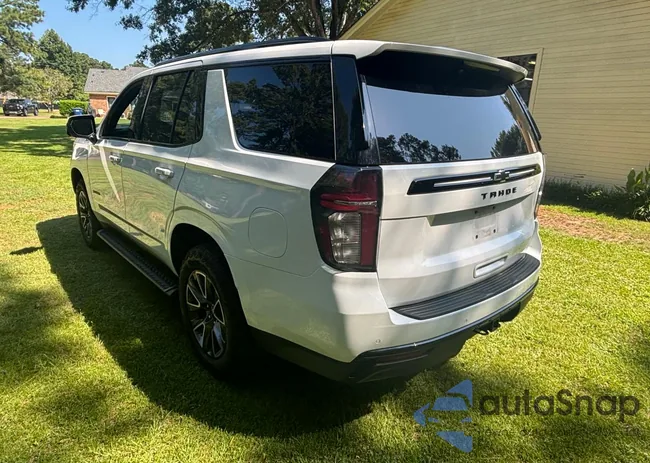 1GNSKPKD2RR114061: 66180715