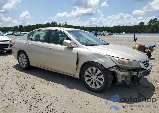 1HGCR2F75DA148097: 66436085