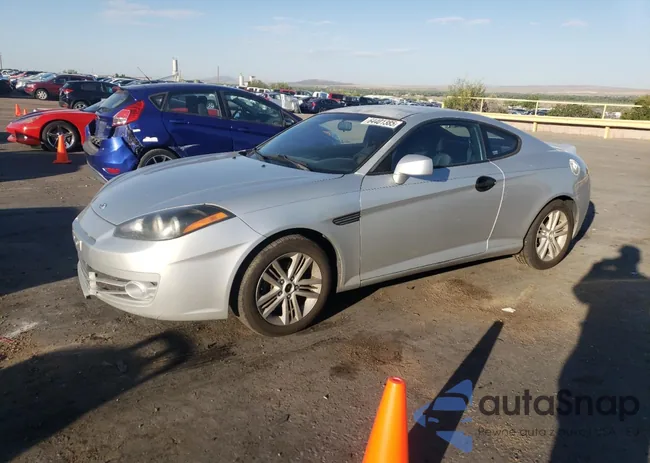 KMHHM66D48U293082: 64401385