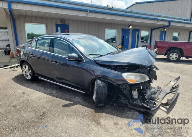 YV1622FS3C2024322: 64662575