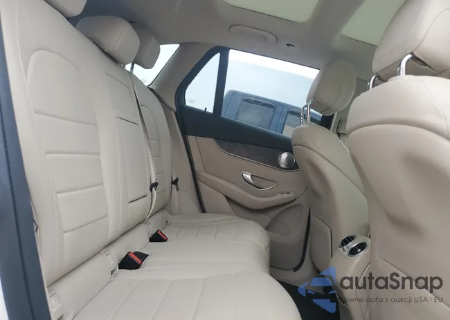 W1N0G8EB0LF806046: 63793845