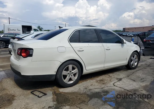 3VWRM71K28M024164: 63252845