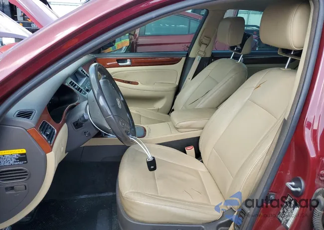 KMHGC4DD5CU177940: 63188165