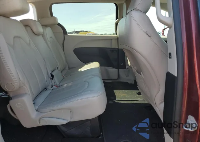 2C4RC1BG2HR523780: 65679275