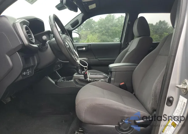 3TMCZ5AN1JM140437: 64277295