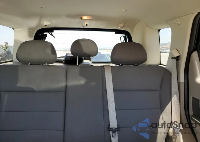 1FMCU49399KB39692: 64418925