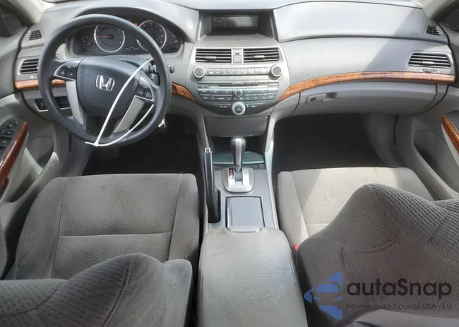 1HGCP2F71BA137584: 63756485