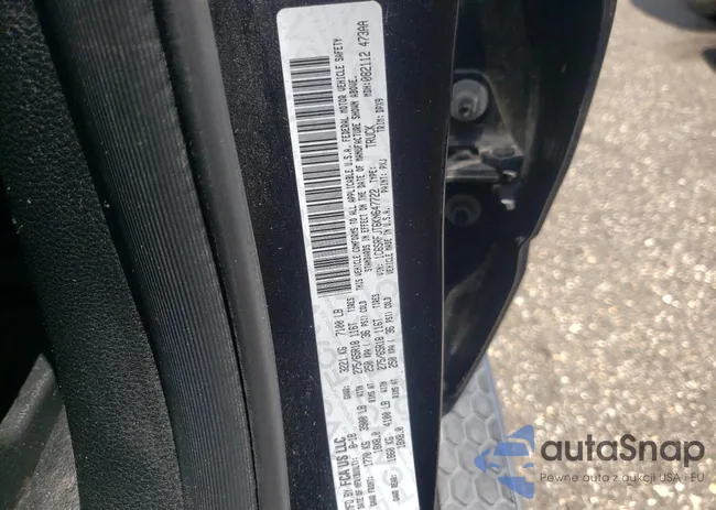 1C6SRFJT6KN647722: 64719045