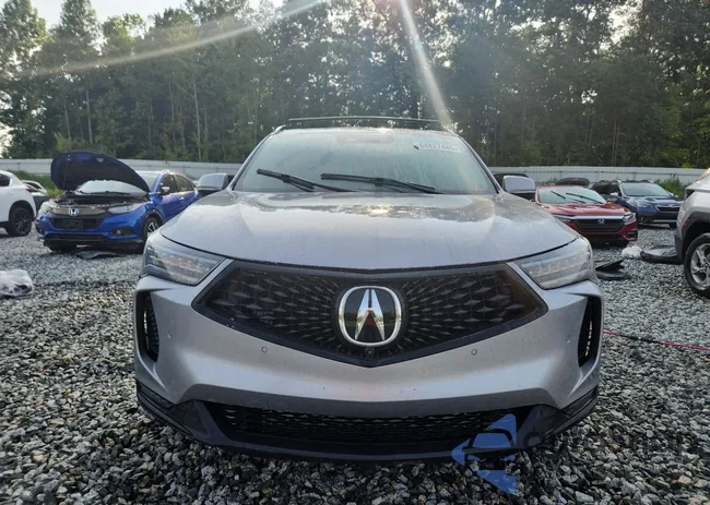 5J8TC2H84NL003582: 64827445