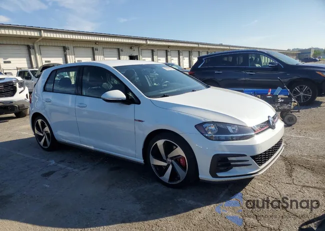 3VW5T7AUXLM004949: 66076225