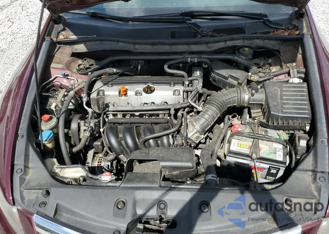 1HGCP2F86BA128551: 65067915